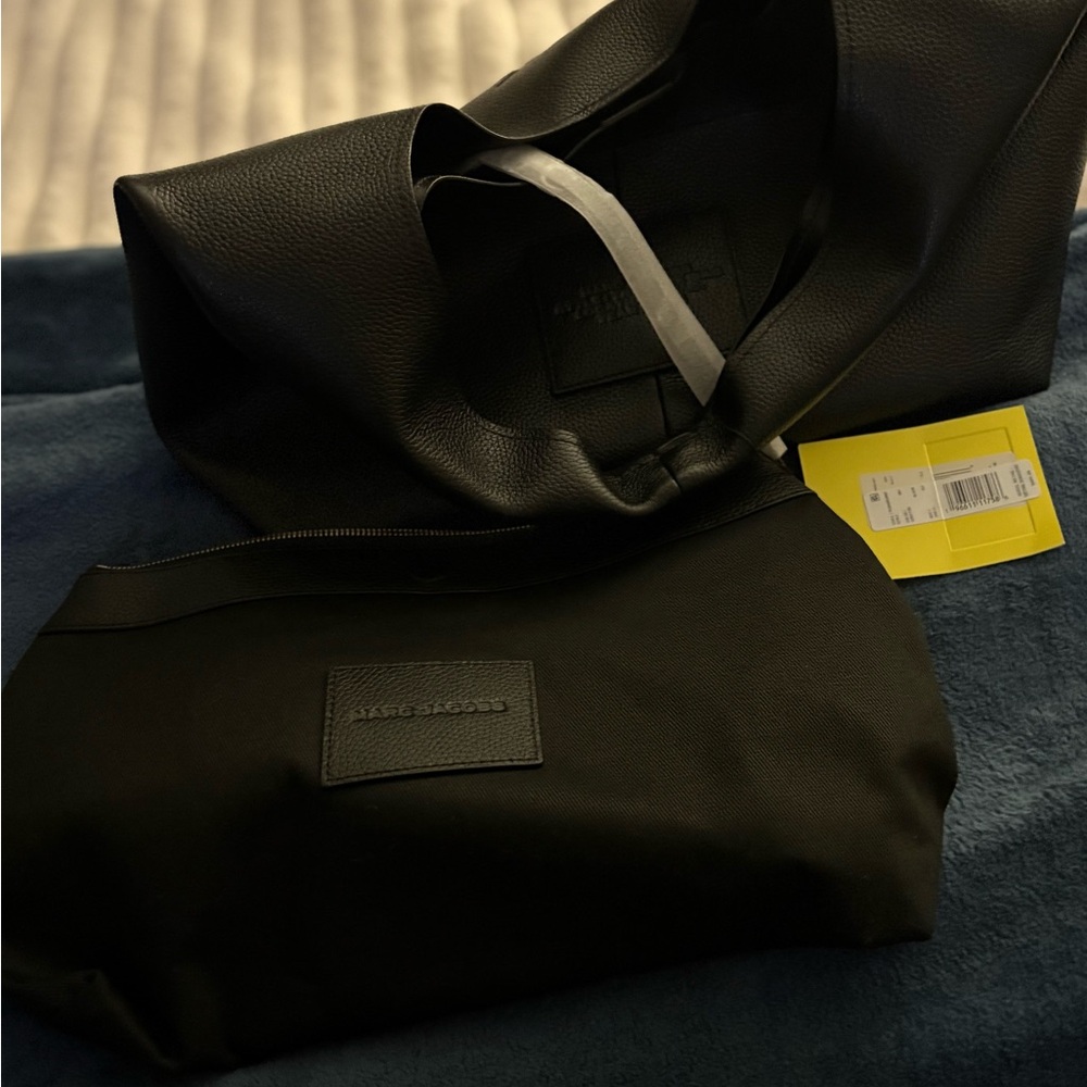 Marc Jacobs Black Shoulder Bag - Picture 4 of 4